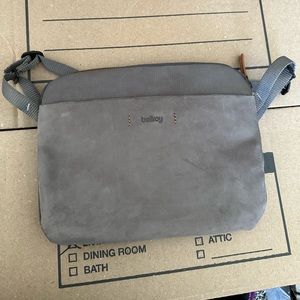 Handbag, Bellroy dark grey, brand new condition.